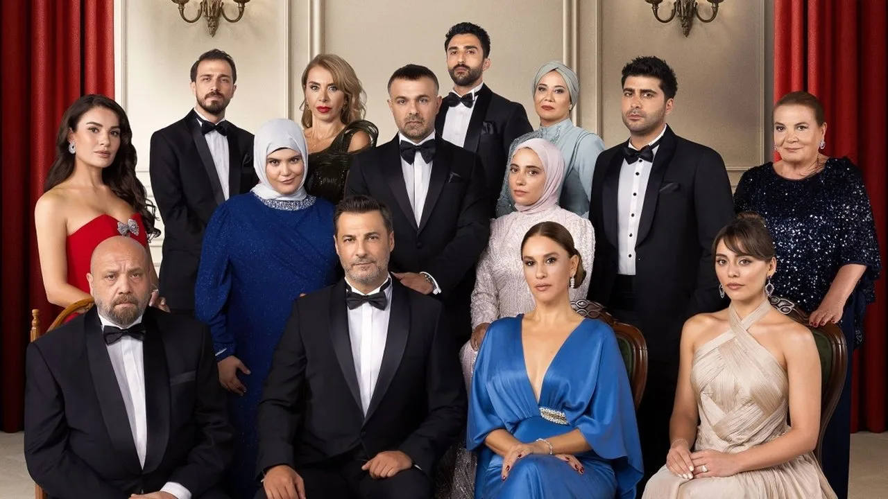 Kızılcık Şerbeti Türk dizisinden sahne