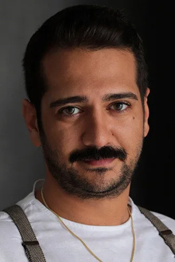 Anıl Çelik — Türk dizi oyuncusu fotoğrafı