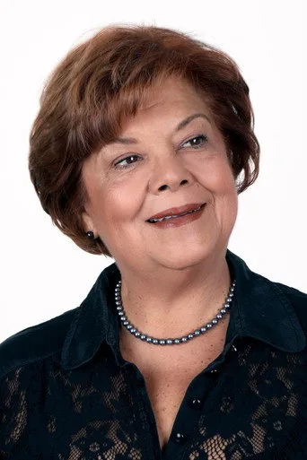 Ayşe Kökçü — Türk dizi oyuncusu fotoğrafı