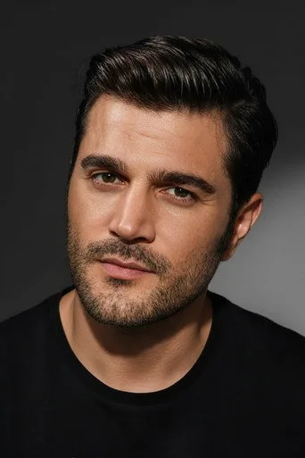 Burak Sevinç — Türk dizi oyuncusu fotoğrafı