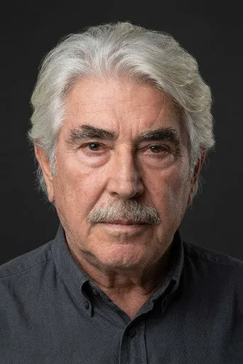 Erdal Özyağcılar — Türk dizi oyuncusu fotoğrafı
