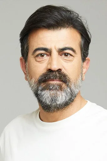 Erkan Bektaş — Türk dizi oyuncusu fotoğrafı