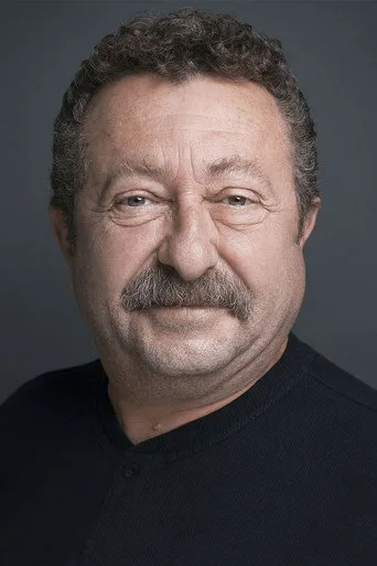 Erkan Can — Türk dizi oyuncusu fotoğrafı