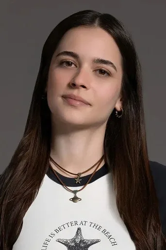 Helin Elveren, Daha 17 dizisinde Deniz Soysal rolünde