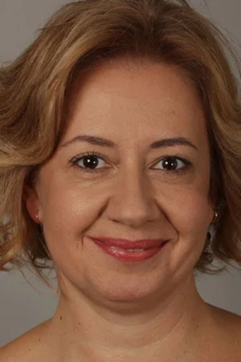 Özlem Çakar, Kızılcık Şerbeti dizisinde Sevilay rolünde