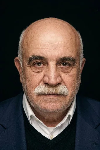 Sönmez Atasoy, Kurtlar Vadisi dizisinde Halil İbrahim Kapar (Halo) rolünde