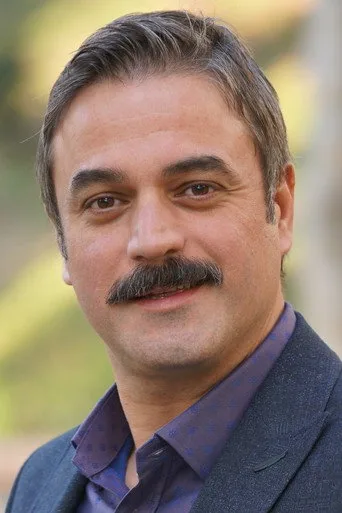 Ufuk Özkan — Türk dizi oyuncusu fotoğrafı