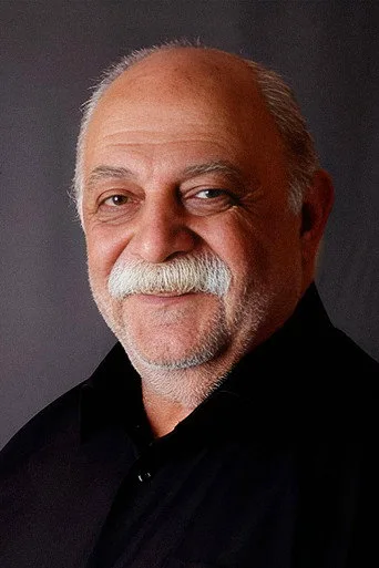 Ümit Yesin — Türk dizi oyuncusu fotoğrafı