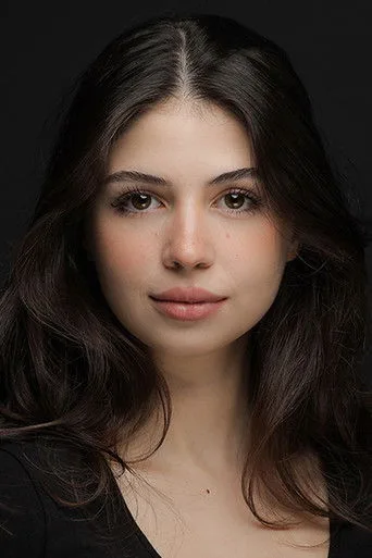 Zeynep Atılgan, Taşacak Bu Deniz dizisinde Fadime Koçari rolünde